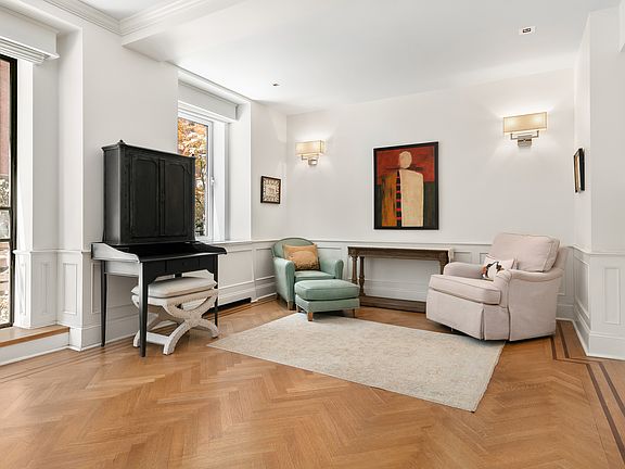 5th image of 465 Park Ave APT 404
