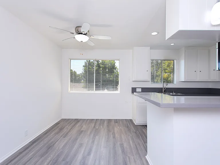 660 W Sierra Madre Blvd #U — Photo 7