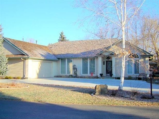 1st image of 9050 W Woodglade Ln