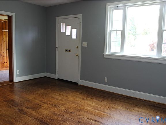 5th image of 2300 Farrand St