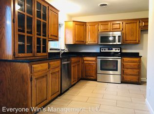 2323 Ridgewood St, Irving, TX 75062