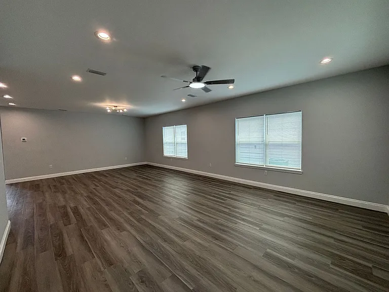 2940 Hall Ave — Photo 7