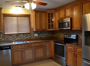 256 Richard St, Newington, CT 06111