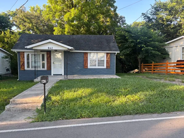 842 Iron Bridge Rd, Columbia, TN 38401