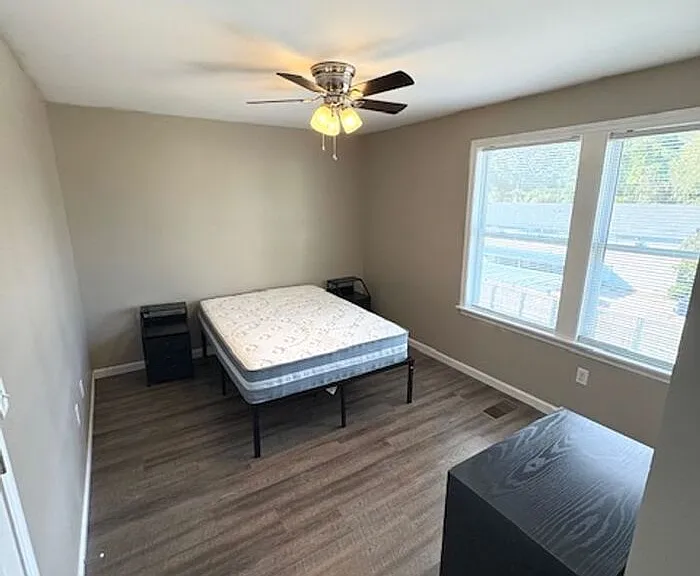 613 Brister St #B-103 — Photo 13
