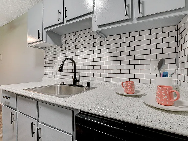 Cameron Apartments For Rent in Las Vegas