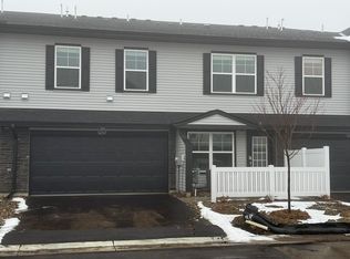 5257 Long Pointe Pass, Saint Paul, MN 55129