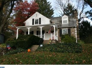 521 Fox Rd, Glenside, PA 19038