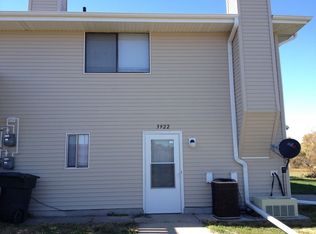 3922 Sweetbriar Ln, Lincoln, NE 68516