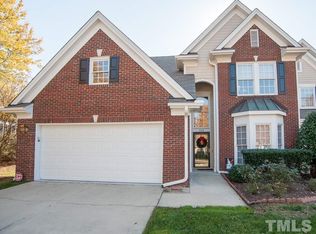 105 Lake Hickory Ct, Cary, NC 27519