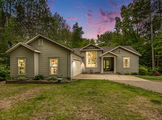 16448 Van Wagoner Rd, Spring Lake, MI 49456