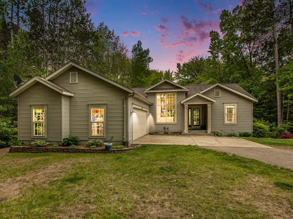 16448 Van Wagoner Rd, Spring Lake, MI 49456