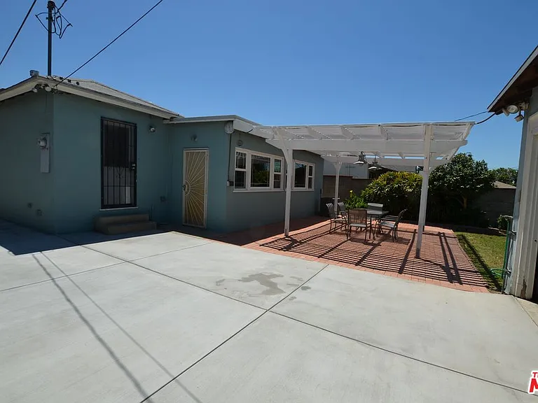 2729 N Brighton St — Photo 17