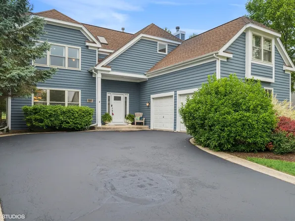 1580 Verde Ln, Mundelein, IL 60060
