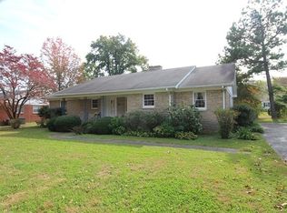 905 Brookhaven Dr, Russellville, KY 42276