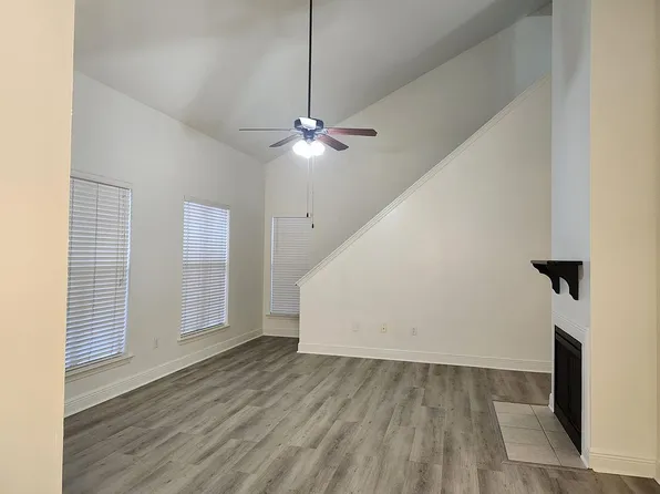 5169 Etta St #10-G, Baton Rouge, LA 70820