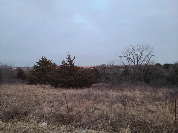 416 N Czech Hall Rd, Tuttle, OK 73089