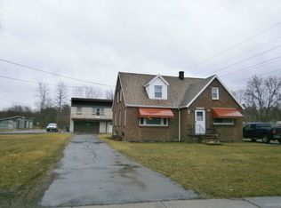 7359 Ward Rd, North Tonawanda, NY 14120