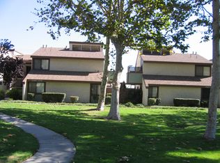 5244 Longfellow Way, Oxnard, CA 93033