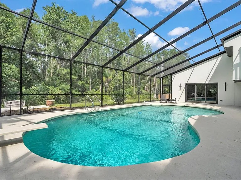 4520 Pine Hollow Dr — Photo 39