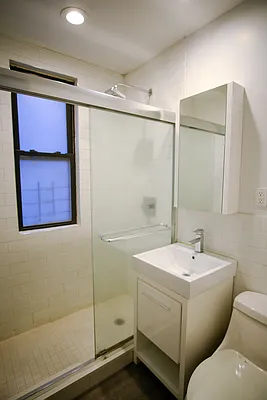 Rented by Bohemia Realty Group | media 6