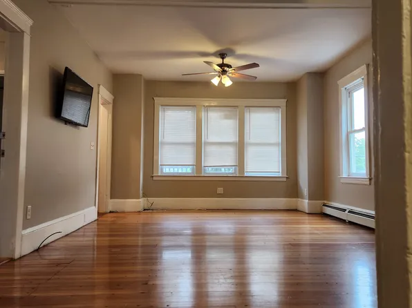 12-14 Huxley Ave Unit 1, Providence, RI 02908