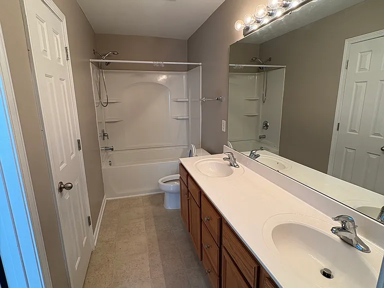 8005 River Gold Ln — Photo 13