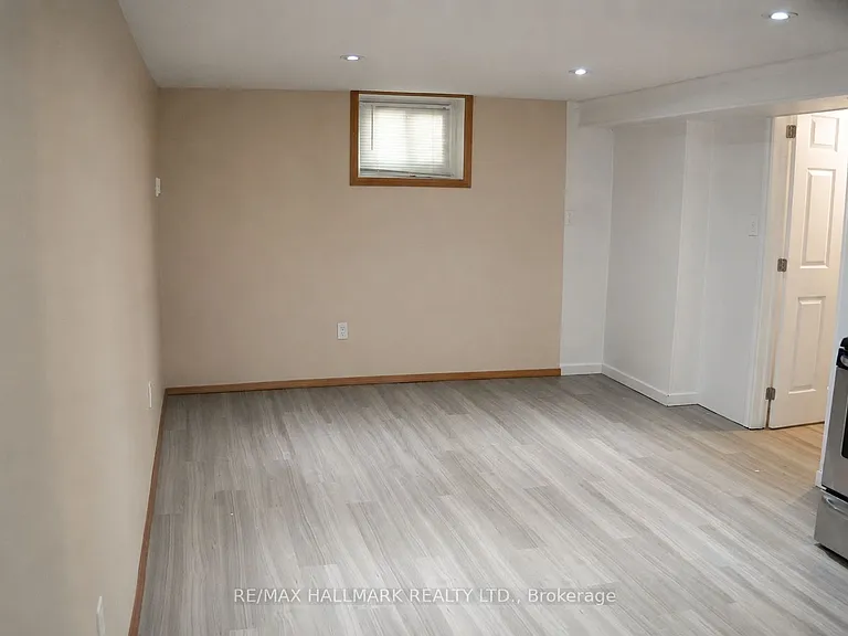 1191 Islington Ave #BASEMENT — Photo 6