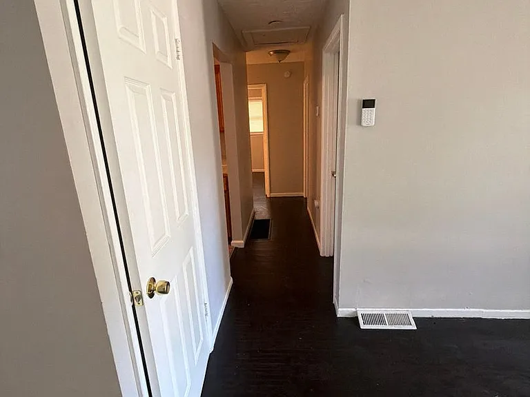 10650 Dunkeld Cir — Photo 3