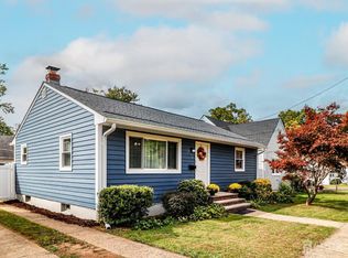 27 Safran Ave, Edison, NJ 08837