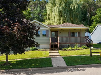 423 Maple St, Glenwood City, WI, 54013