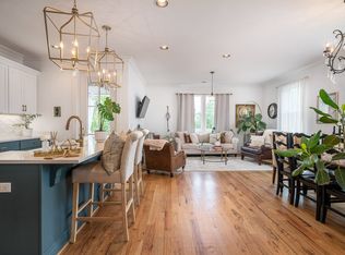 1112 S Douglas Ave, Nashville, TN 37204