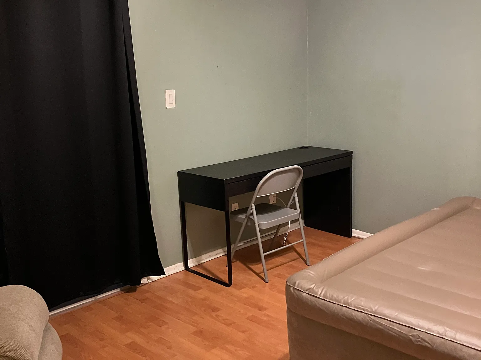 3 bed, 2.5 bath, 1200 sqft, $800 — Photo 1