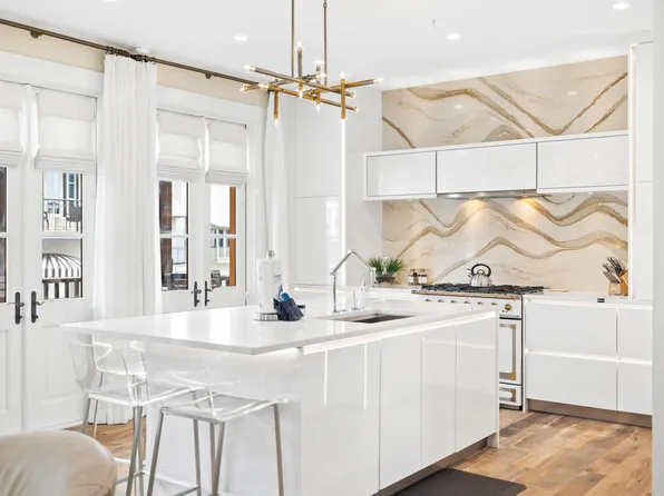 72 Main St #2A, Rosemary Beach, FL 32461