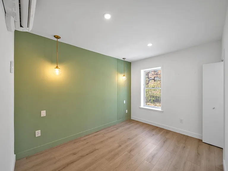 1845 Corcoran St NE — Photo 14