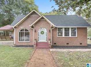115 Cherokee St, Montevallo, AL 35115