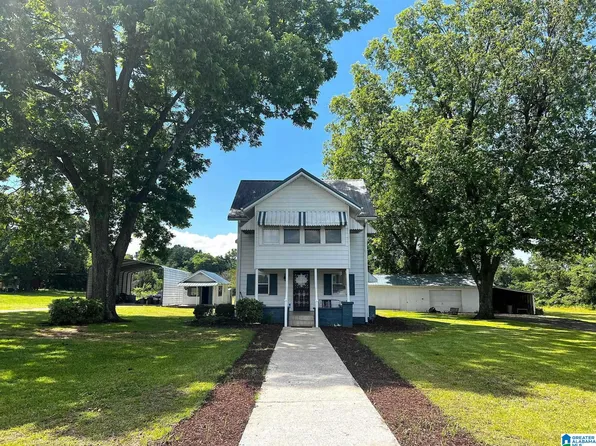 80 Maggie Dr, Anniston, AL 36201