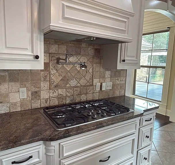9572 Rochel Dr — Photo 76
