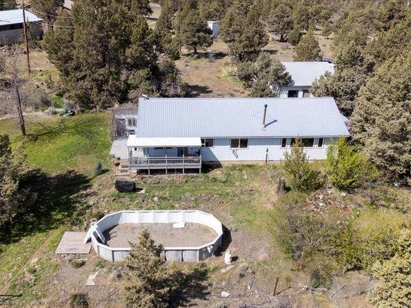 850 NW 103rd St, Redmond, OR 97756