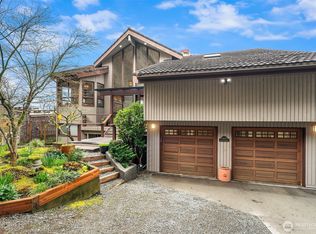 10885 Point Vashon Dr SW, Vashon, WA