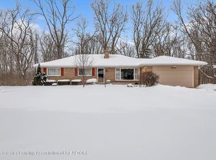 1306 Sandhill Dr, Dewitt, MI