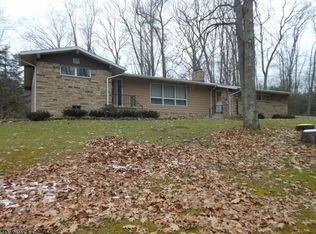 987 Alpine Lake Rd, Terra Alta, WV 26764