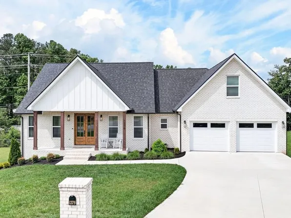 1379 Buckingham Pl, Cookeville, TN 38501
