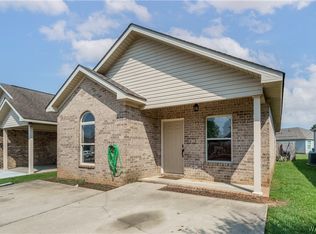 16401 Waterbury Ln, Moundville, AL 35474