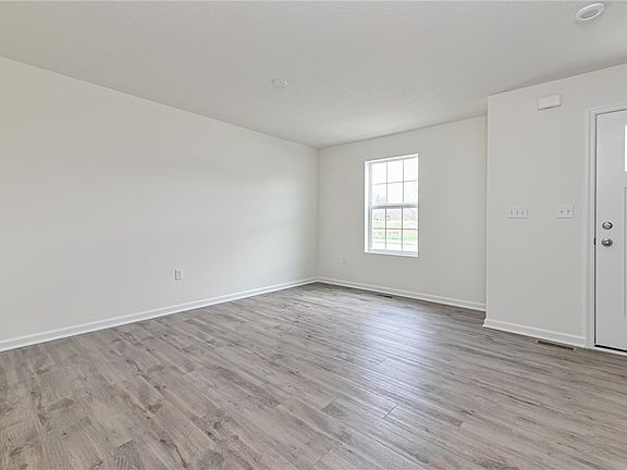 2nd image of 309 Dana Dr