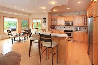 5th image of 6900 Weston Ln N
