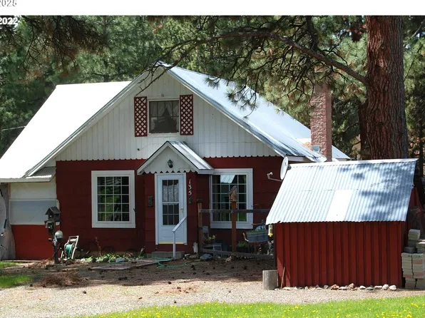 135 S Ibex St, Sumpter, OR 97877