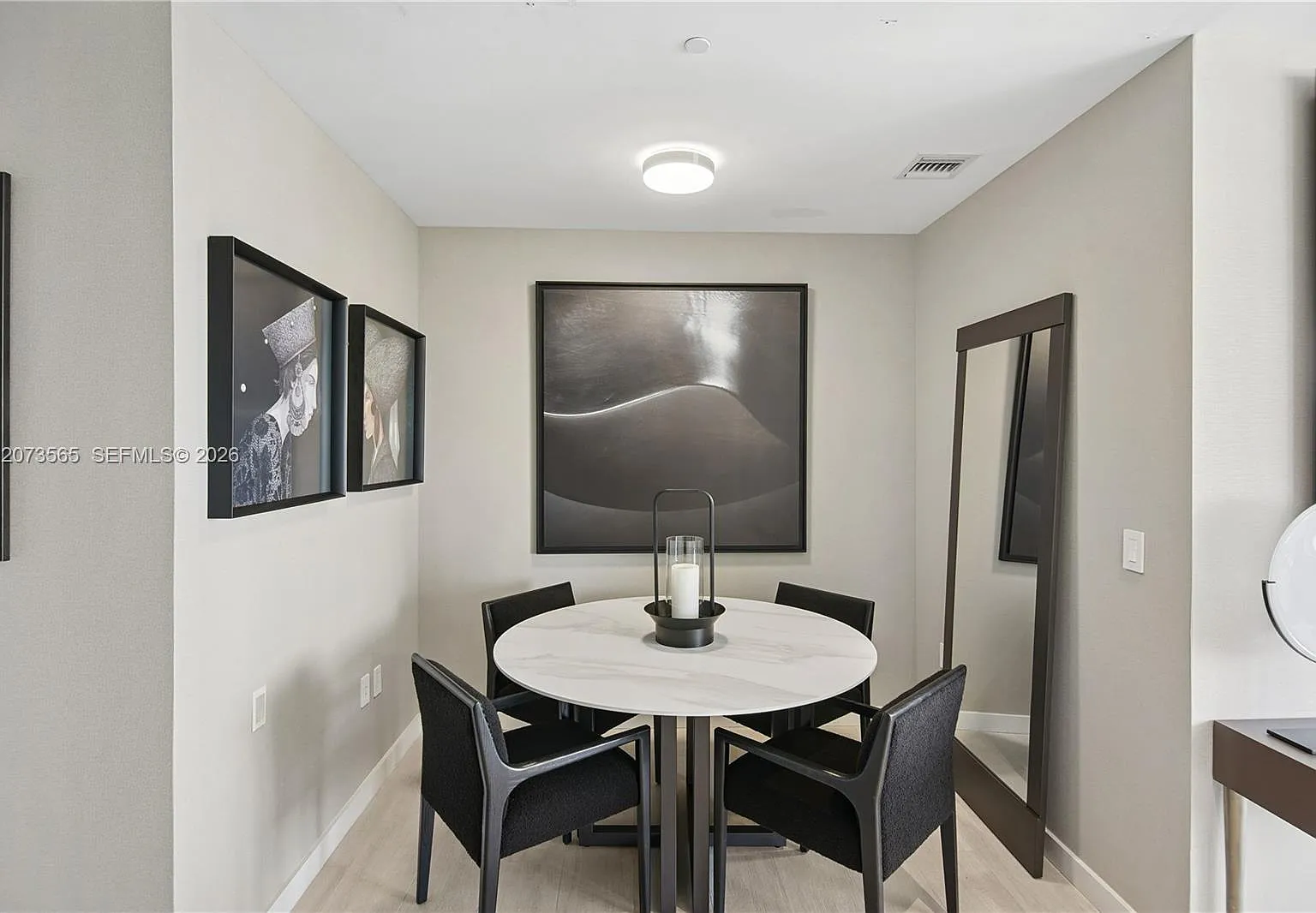 Club Residences At Park G — Photo 2
