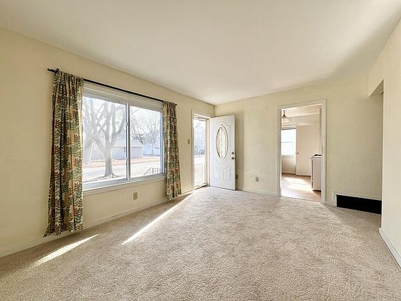 5th image of 3207 South Austin STREET