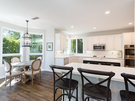 5th image of 269 Baybrook Ct